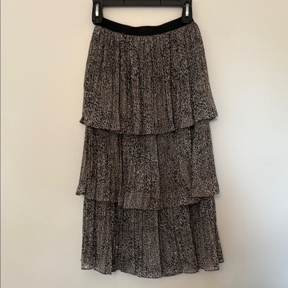 1. State Tiered Leopard Print Midi Skirt - Picture 6 of 8